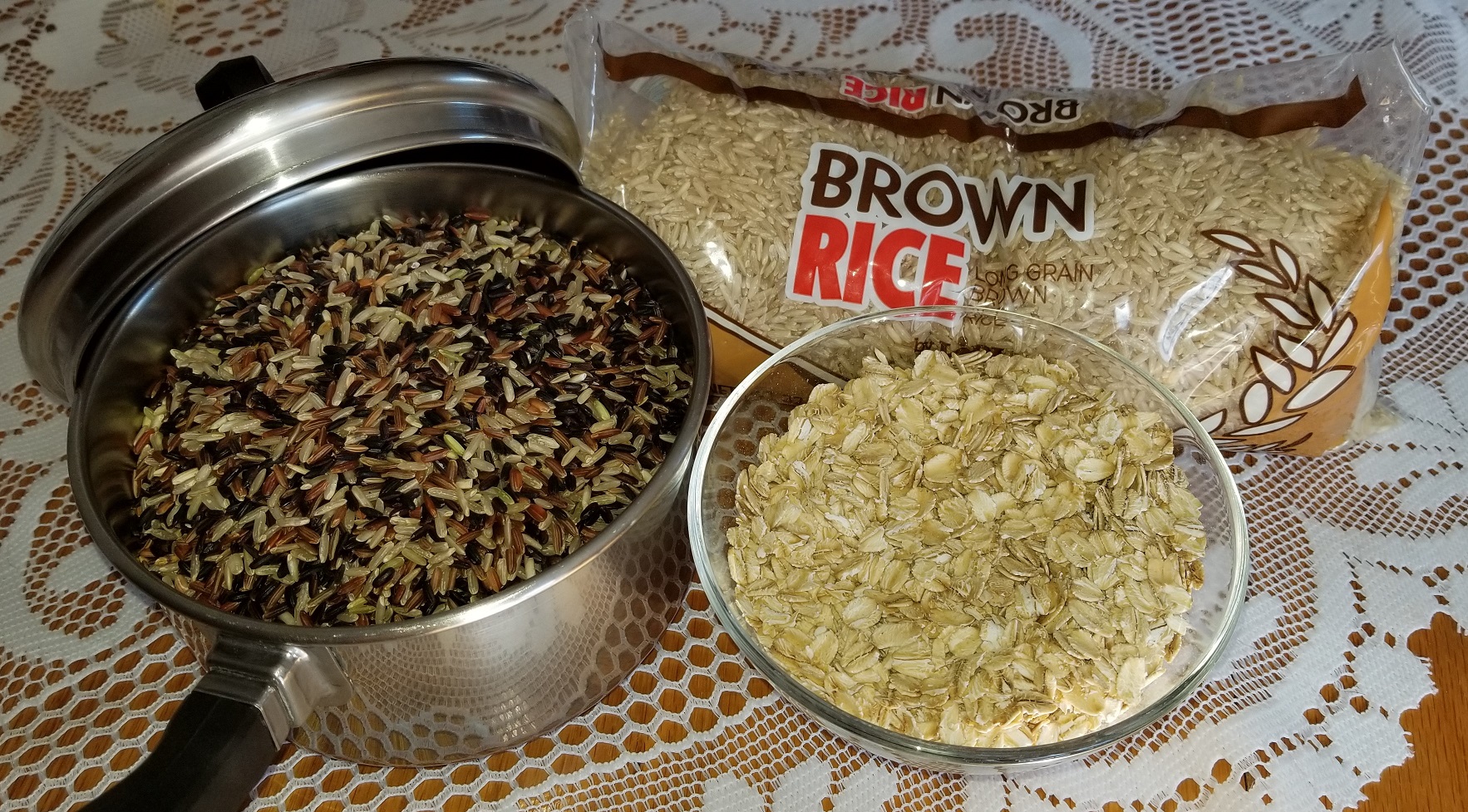 YOU ARE WHAT YOU EAT…(AND SO IS YOUR DOG!)   “To Grain Or Not To Grain”